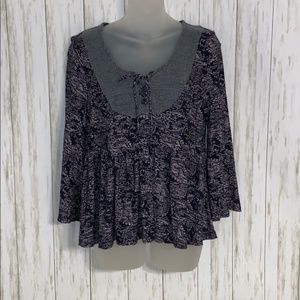 Sz XS Anthropologie Akemi + Kin Marcella Blouse